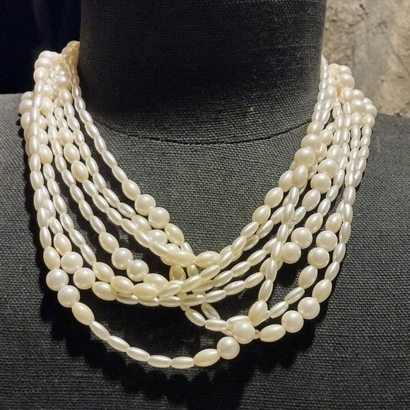 Multi strand and size pearl necklace - Picture 2 of 16